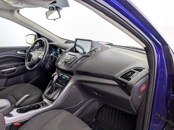 Ford Kuga II с пробегом 2016 года, цена 1 550 000 рублей, 137272 км, внедорожник, Автокод Объявления