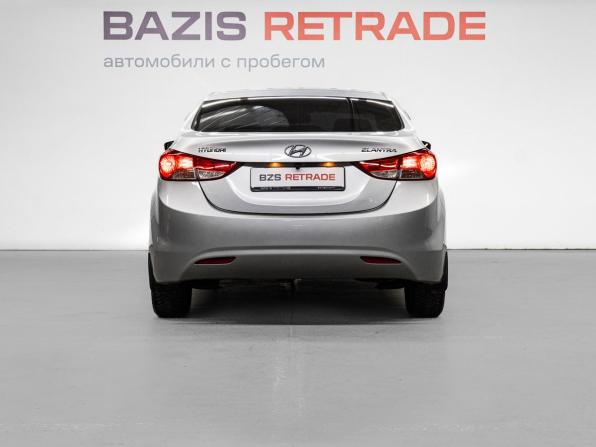 Hyundai Elantra V (MD) с пробегом 2013 года, цена 945 000 рублей, 160375 км, седан, Автокод Объявления
