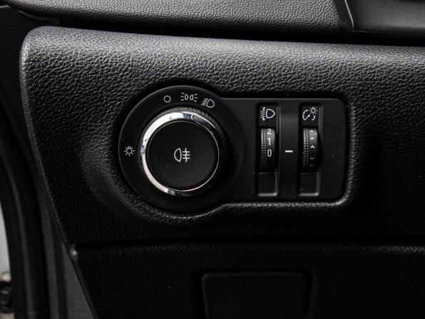 Opel Astra J Рестайлинг с пробегом 2013 года, цена 790 000 рублей, 215279 км, хэтчбек, Автокод Объявления
