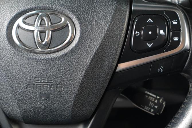Toyota Camry VII (XV50) Рестайлинг 2 с пробегом 2017 года, цена 2 419 000 рублей, 156000 км, седан, Автокод Объявления