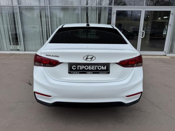 Hyundai Solaris II с пробегом 2018 года, цена 1 120 000 рублей, 82445 км, седан, Автокод Объявления
