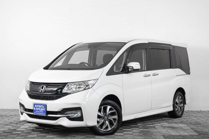 Honda Stepwgn V с пробегом 2016 года, цена 1 849 000 рублей, 117000 км, минивэн, Автокод Объявления