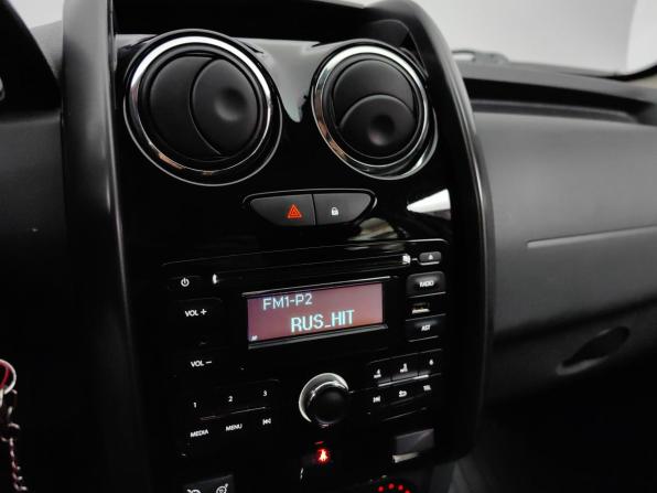 Renault Duster I Рестайлинг с пробегом 2015 года, цена 1 085 000 рублей, 137434 км, внедорожник, Автокод Объявления