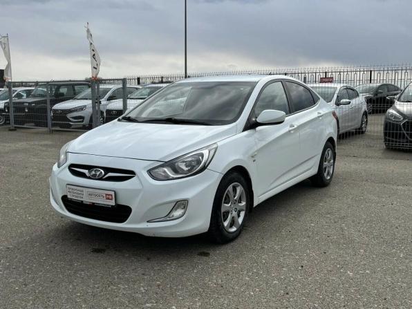 Hyundai Solaris I с пробегом 2014 года, цена 995 749 рублей, 123215 км, седан, Автокод Объявления