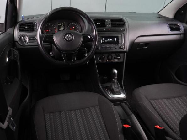 Volkswagen Polo V Рестайлинг с пробегом 2016 года, цена 954 000 рублей, 113628 км, седан, Автокод Объявления