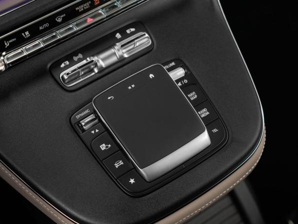 Mercedes-Benz V-Класс III (W447) Рестайлинг 2 с пробегом 2026 года, цена 37 200 000 рублей, 23 км, минивэн, Автокод Объявления