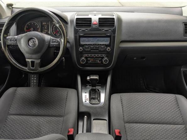 Volkswagen Jetta V с пробегом 2010 года, цена 449 900 рублей, 328000 км, седан, Автокод Объявления