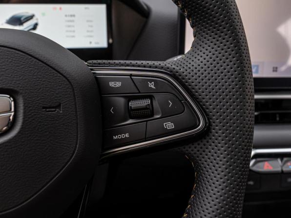 Geely Coolray I Рестайлинг с пробегом 2026 года, цена 2 789 000 рублей, 89 км, внедорожник, Автокод Объявления