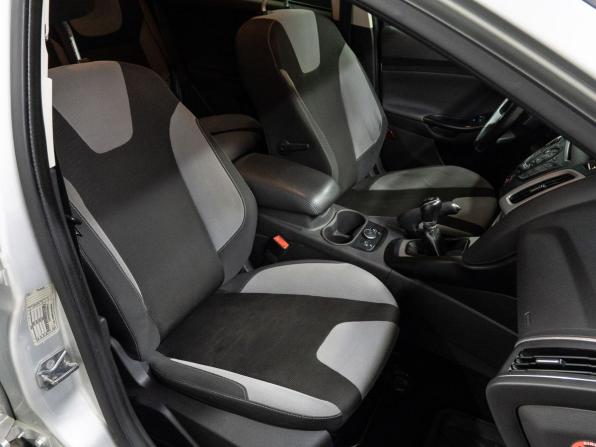 Ford Focus III с пробегом 2013 года, цена 640 000 рублей, 290881 км, хэтчбек, Автокод Объявления
