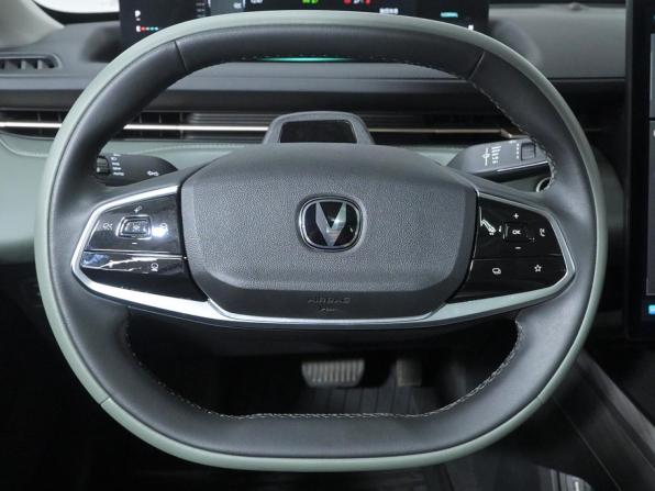 Changan Lamore с пробегом 2023 года, цена 2 020 000 рублей, 14500 км, седан, Автокод Объявления
