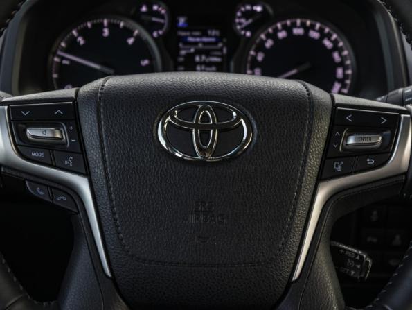 Toyota Land Cruiser Prado 150 Series Рестайлинг 3 с пробегом 2021 года, цена 6 732 000 рублей, 27651 км, внедорожник, Автокод Объявления