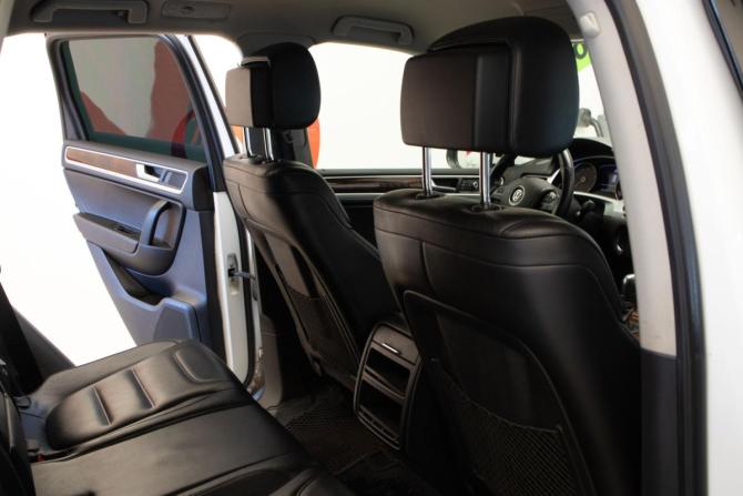 Volkswagen Touareg II с пробегом 2013 года, цена 2 150 000 рублей, 188548 км, внедорожник, Автокод Объявления