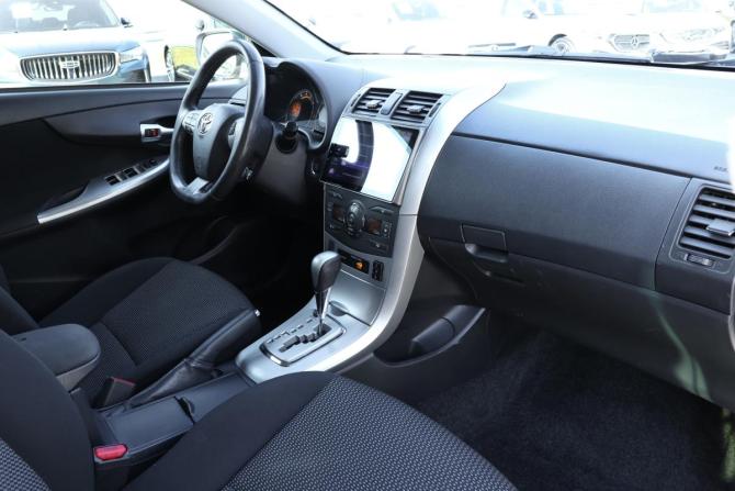 Toyota Corolla X (E140 E150) Рестайлинг с пробегом 2013 года, цена 828 000 рублей, 278617 км, седан, Автокод Объявления