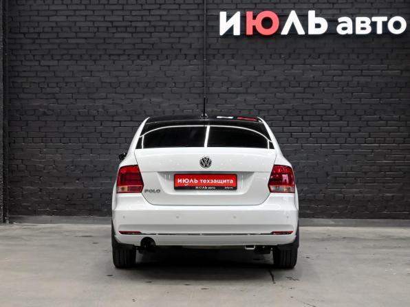 Volkswagen Polo V Рестайлинг с пробегом 2017 года, цена 1 050 000 рублей, 188342 км, седан, Автокод Объявления