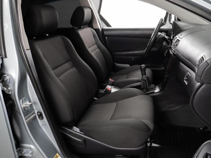 Toyota Avensis II Рестайлинг Тюмень  - изображение 8