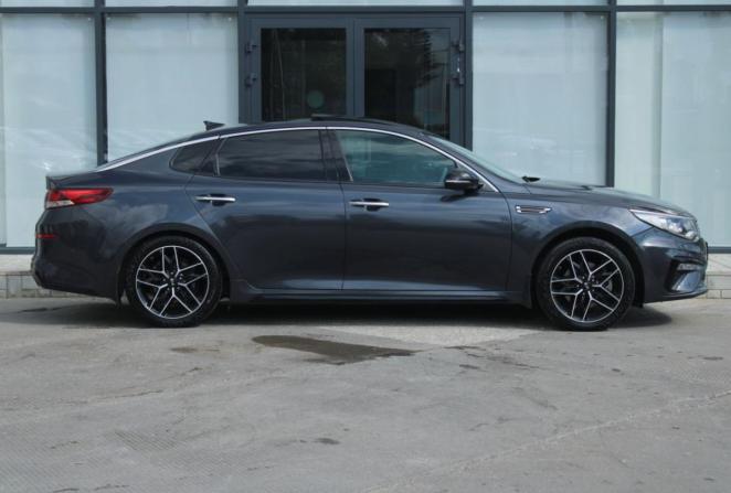 Kia Optima IV Рестайлинг с пробегом 2018 года, цена 2 050 000 рублей, 174764 км, седан, Автокод Объявления