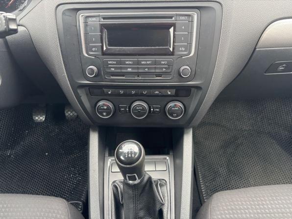 Volkswagen Jetta VI с пробегом 2015 года, цена 790 000 рублей, 238000 км, седан, Автокод Объявления
