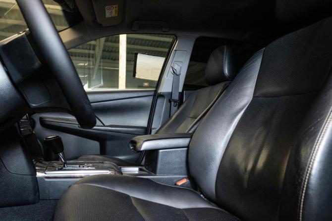 Toyota Camry VII (XV50) Рестайлинг с пробегом 2015 года, цена 1 768 000 рублей, 155604 км, седан, Автокод Объявления