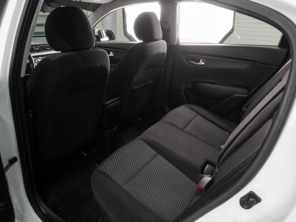 Kia Rio IV с пробегом 2018 года, цена 1 349 000 рублей, 154373 км, седан, Автокод Объявления