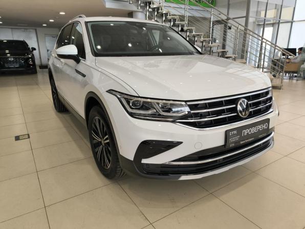 Volkswagen Tiguan II Рестайлинг с пробегом 2021 года, цена 3 990 000 рублей, 33708 км, внедорожник, Автокод Объявления