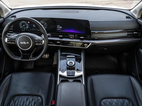 Kia Sportage V с пробегом 2025 года, цена 4 198 000 рублей, 38763 км, внедорожник, Автокод Объявления