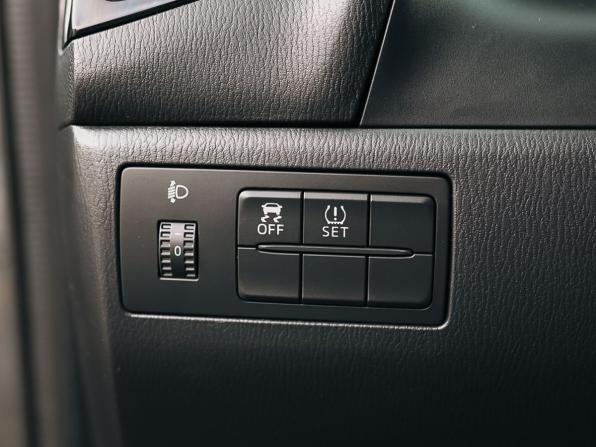 Mazda 3 III (BM) с пробегом 2014 года, цена 1 260 000 рублей, 171954 км, хэтчбек, Автокод Объявления