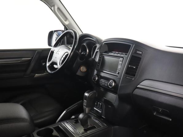 Mitsubishi Pajero IV Рестайлинг 1 с пробегом 2012 года, цена 2 139 000 рублей, 132961 км, внедорожник, Автокод Объявления