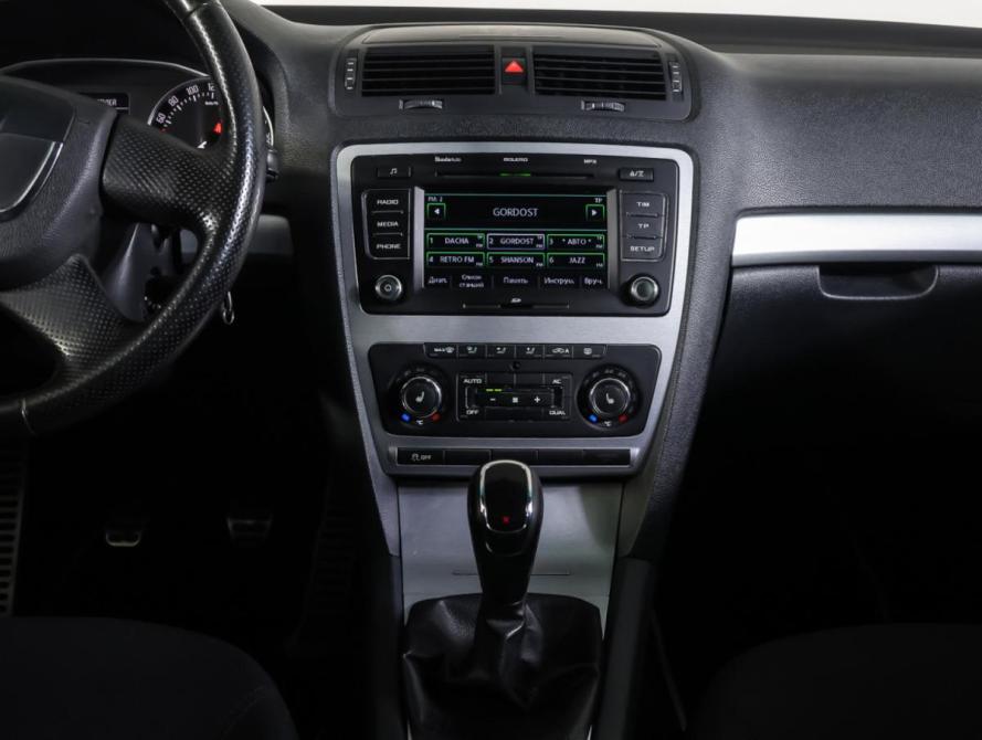 Skoda Octavia II (A5) Рестайлинг Москва  - изображение 12
