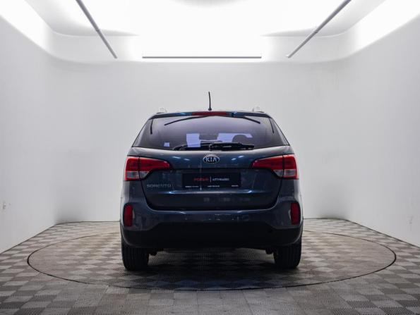 Kia Sorento II Рестайлинг с пробегом 2014 года, цена 1 420 000 рублей, 215059 км, внедорожник, Автокод Объявления