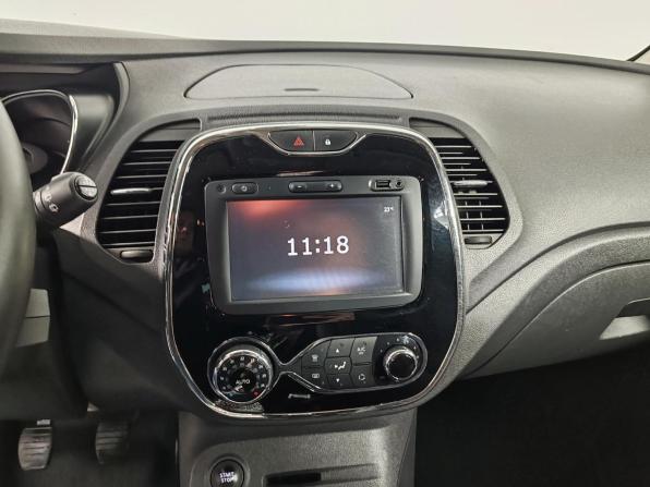 Renault Kaptur I с пробегом 2017 года, цена 1 229 000 рублей, 232929 км, внедорожник, Автокод Объявления