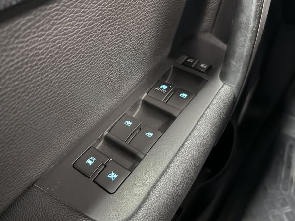 Chevrolet Captiva I Рестайлинг с пробегом 2013 года, цена 1 350 000 рублей, 151701 км, внедорожник, Автокод Объявления