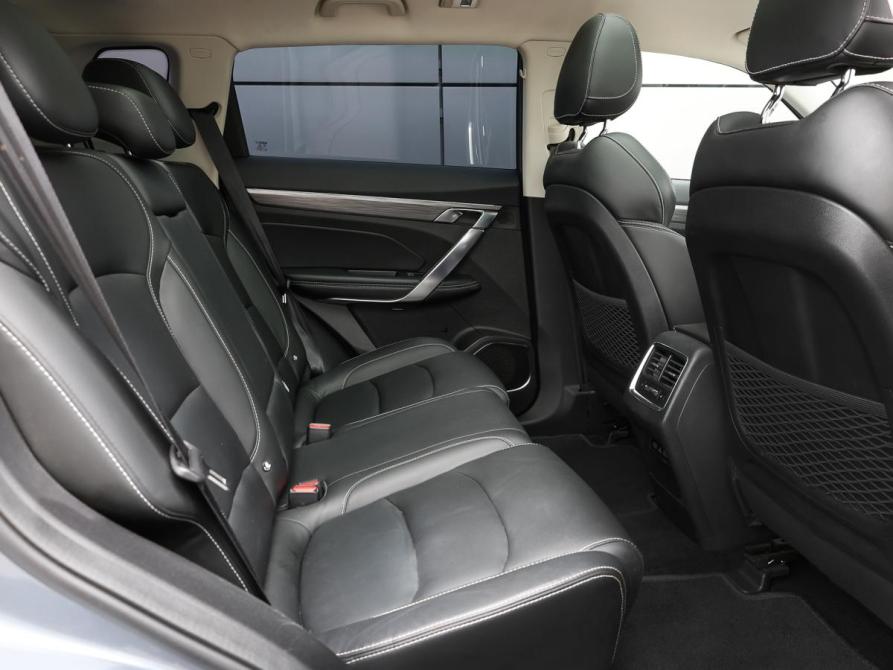 Geely Atlas Pro Москва  - изображение 12