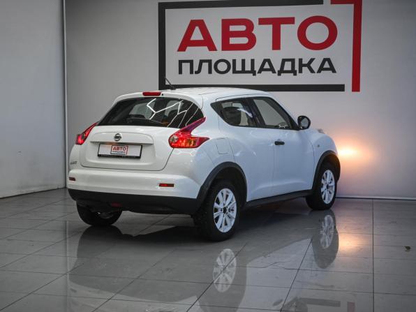 Nissan Juke I с пробегом 2013 года, цена 929 000 рублей, 206559 км, внедорожник, Автокод Объявления