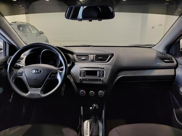 Kia Rio III Рестайлинг с пробегом 2017 года, цена 1 070 000 рублей, 103571 км, седан, Автокод Объявления