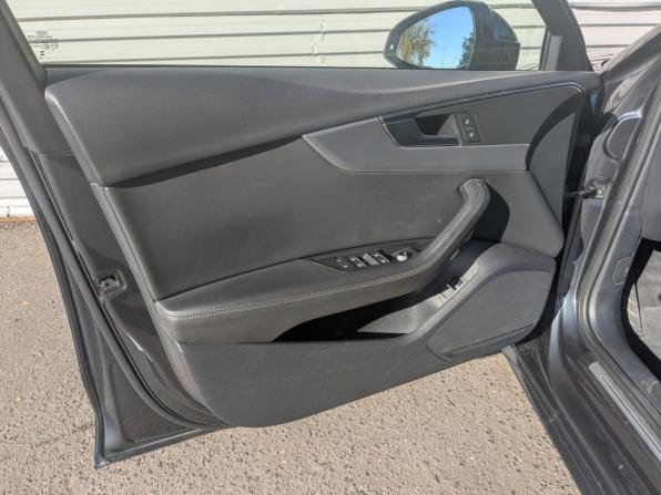 Audi A4 V (B9) Рестайлинг с пробегом 2020 года, цена 3 245 000 рублей, 114649 км, седан, Автокод Объявления