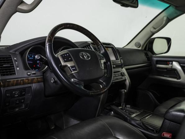 Toyota Land Cruiser 200 Series с пробегом 2010 года, цена 3 899 000 рублей, 220000 км, внедорожник, Автокод Объявления