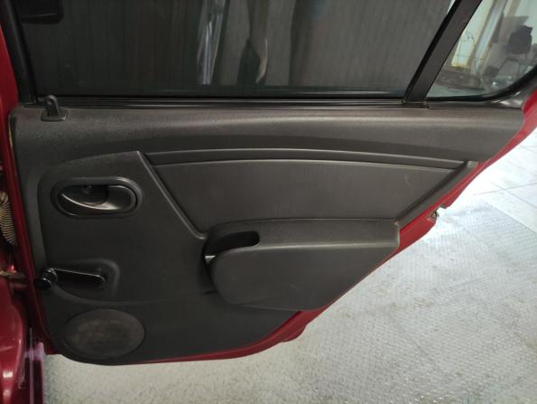 Renault Sandero I с пробегом 2011 года, цена 575 000 рублей, 264855 км, хэтчбек, Автокод Объявления
