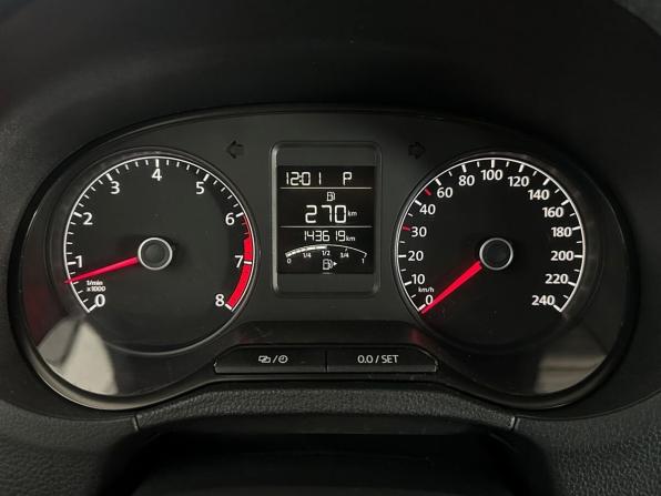 Volkswagen Polo V с пробегом 2015 года, цена 958 000 рублей, 143617 км, седан, Автокод Объявления