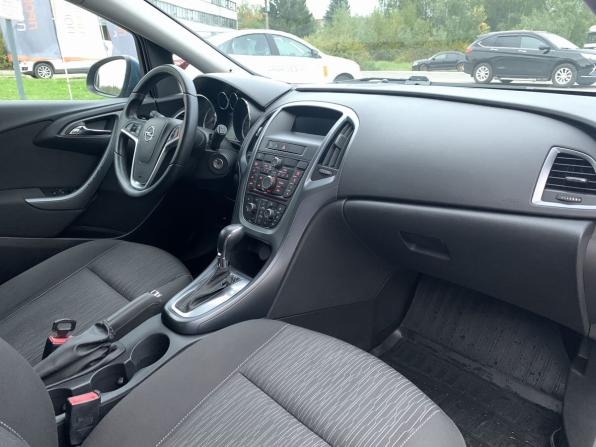 Opel Astra J Рестайлинг с пробегом 2012 года, цена 740 000 рублей, 191703 км, хэтчбек, Автокод Объявления