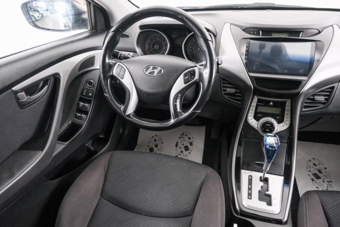 Hyundai Elantra V (MD) с пробегом 2012 года, цена 1 019 000 рублей, 207458 км, седан, Автокод Объявления