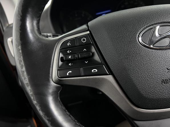 Hyundai Solaris II с пробегом 2017 года, цена 1 200 000 рублей, 119069 км, седан, Автокод Объявления