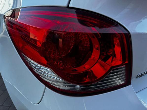 Chevrolet Cruze I Рестайлинг с пробегом 2013 года, цена 729 900 рублей, 187541 км, хэтчбек, Автокод Объявления