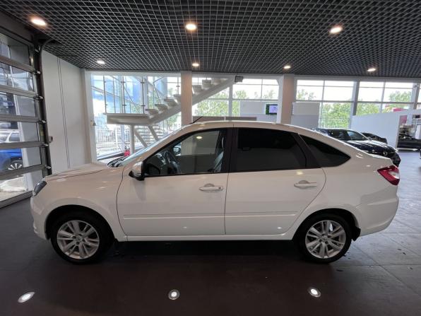 Lada (ВАЗ) Granta I Рестайлинг с пробегом 2023 года, цена 956 000 рублей, 36710 км, лифтбек, Автокод Объявления