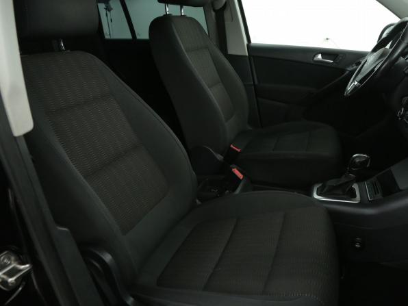 Volkswagen Tiguan I Рестайлинг с пробегом 2014 года, цена 952 000 рублей, 255000 км, внедорожник, Автокод Объявления