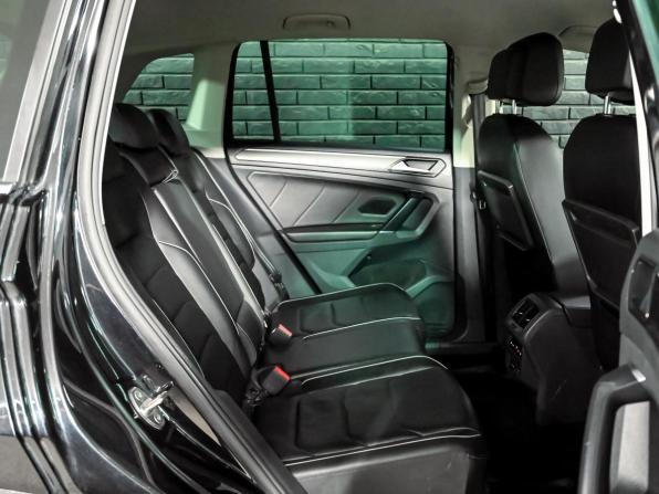 Volkswagen Tiguan II с пробегом 2018 года, цена 2 605 000 рублей, 77706 км, внедорожник, Автокод Объявления