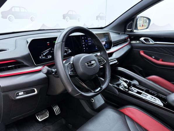 Geely Coolray I Рестайлинг с пробегом 2023 года, цена 2 167 000 рублей, 19015 км, внедорожник, Автокод Объявления