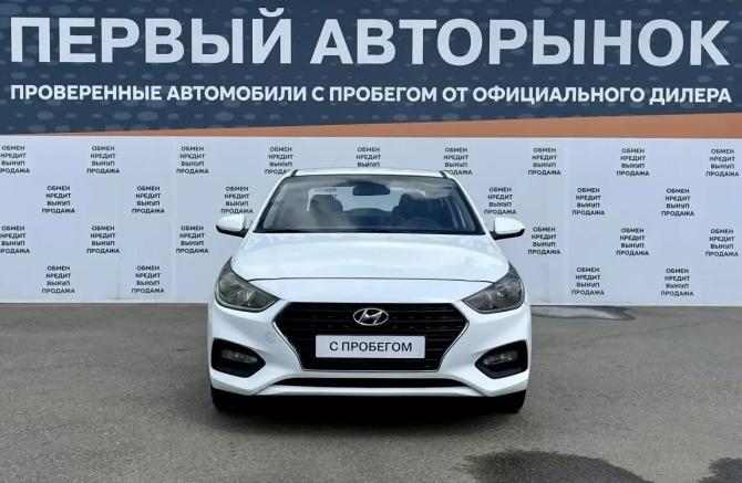Hyundai Solaris II с пробегом 2019 года, цена 1 040 000 рублей, 136154 км, седан, Автокод Объявления