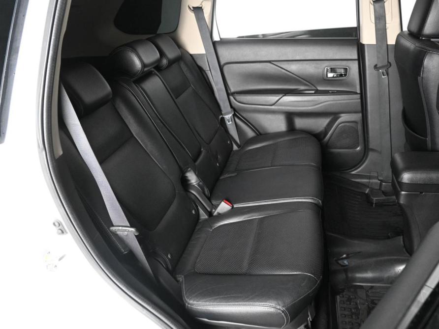 Mitsubishi Outlander III Рестайлинг 2 Ростов-на-Дону  - изображение 7