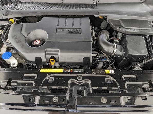 Jaguar E-Pace I с пробегом 2018 года, цена 2 450 000 рублей, 99000 км, внедорожник, Автокод Объявления