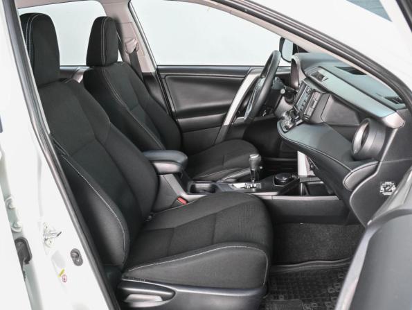 Toyota RAV4 IV (XA40) Рестайлинг с пробегом 2018 года, цена 2 478 000 рублей, 167495 км, внедорожник, Автокод Объявления